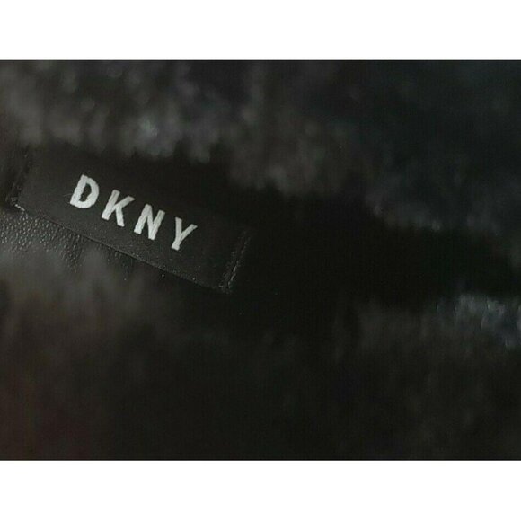 DKNY Boots Womens Abri Closed Toe Ankle Microsuede Red Oxblood Sz 6 NEW Defects - Picture 5 of 5